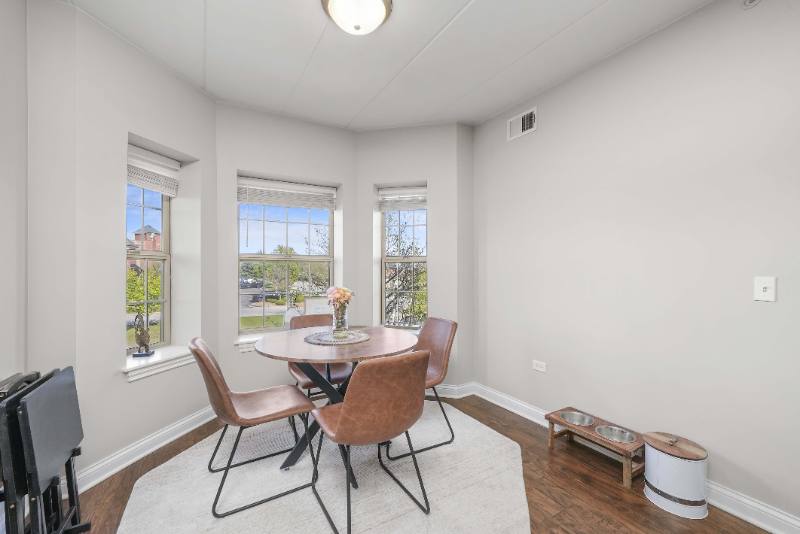 Apartment for rent at 7250 W 157th St #307, Orland Park, IL 60462