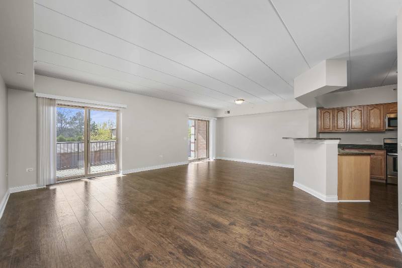 Apartment for rent at 7250 W 157th St #307, Orland Park, IL 60462