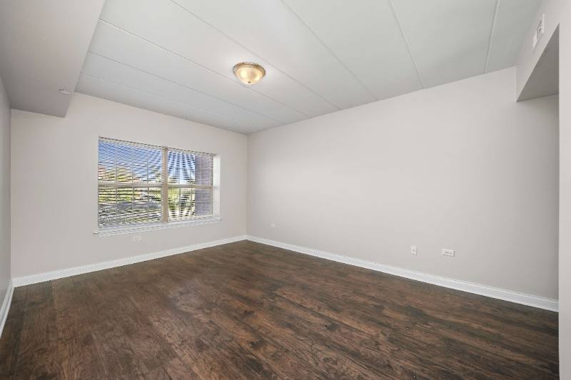 Apartment for rent at 7250 W 157th St #307, Orland Park, IL 60462