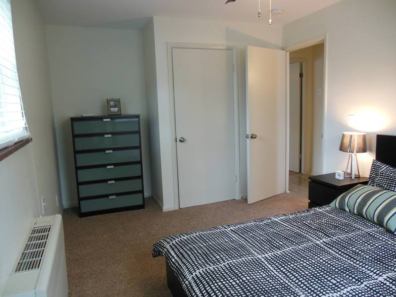 Apartment for rent at 1201 Edgecliff Rd, Cincinnati, OH 45206