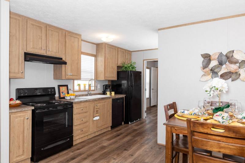 House for rent at 29 Lakeview Dr #2X2N, Riverdale, GA 30296