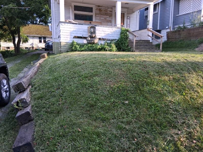 House for rent at 1803 Pointview Ave, Youngstown, OH 44502