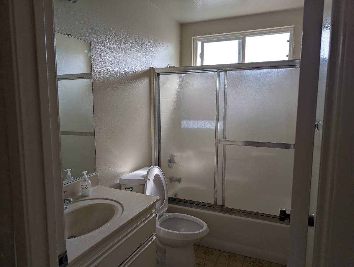Apartment for rent at 1328 W Gardena Blvd #3, Gardena, CA 90247