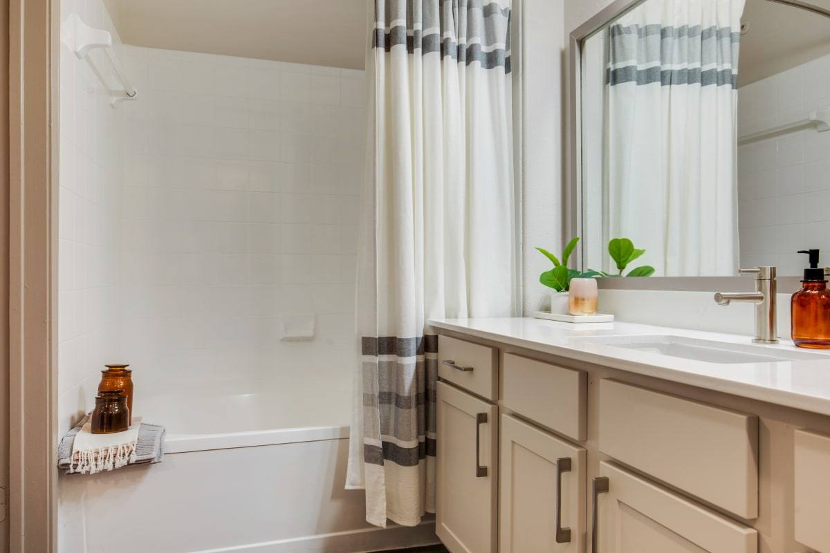 Apartment for rent at 13401 Metric Blvd #924, Austin, TX 78727