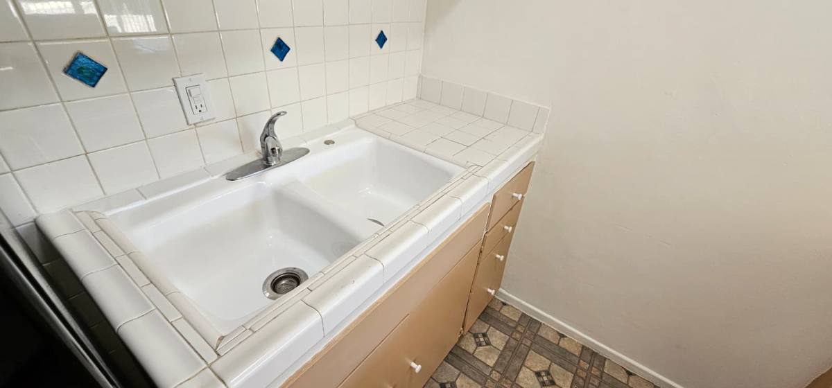 Apartment for rent at 206 N Park St #104, Los Angeles, CA 90026