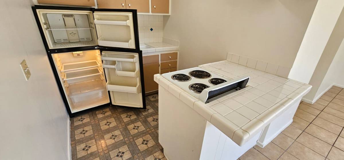 Apartment for rent at 206 N Park St #104, Los Angeles, CA 90026