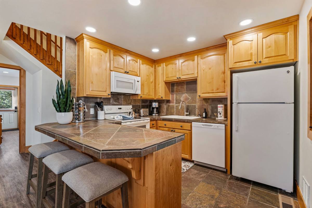 Apartment for rent at 1488 Park Ave, Park City, UT 84060