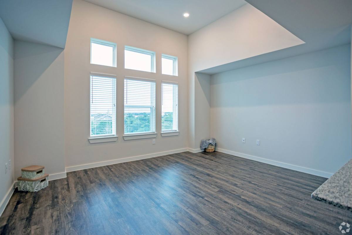 Apartment for rent at 10010 N Capital of Texas Highway 67, Austin, TX 78759