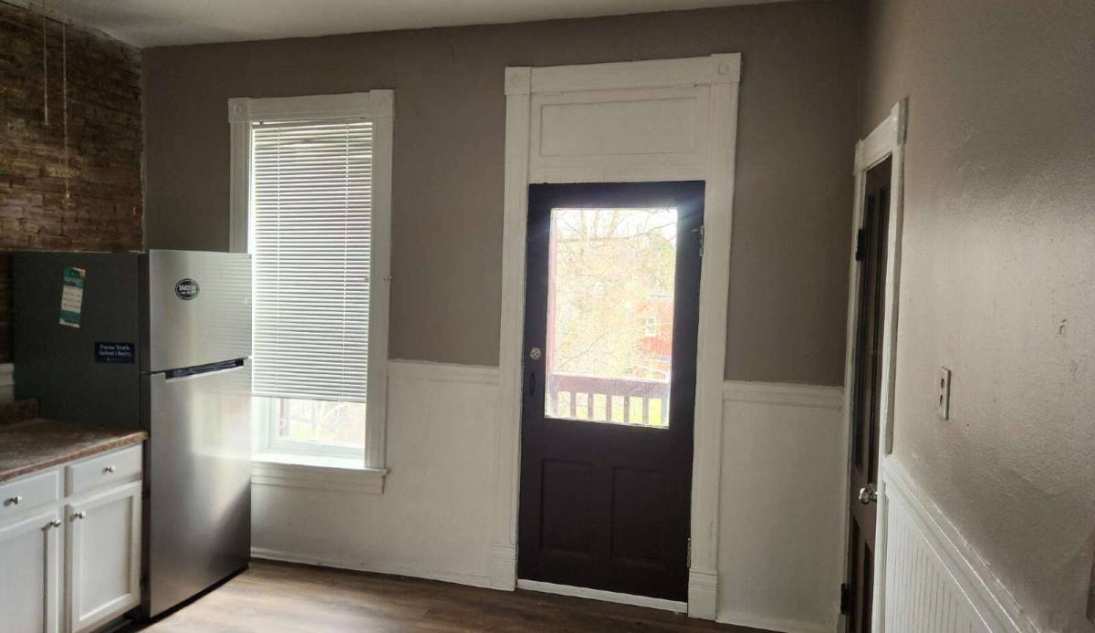 Apartment for rent at 3556 Tennessee Ave #2F, Saint Louis, MO 63118