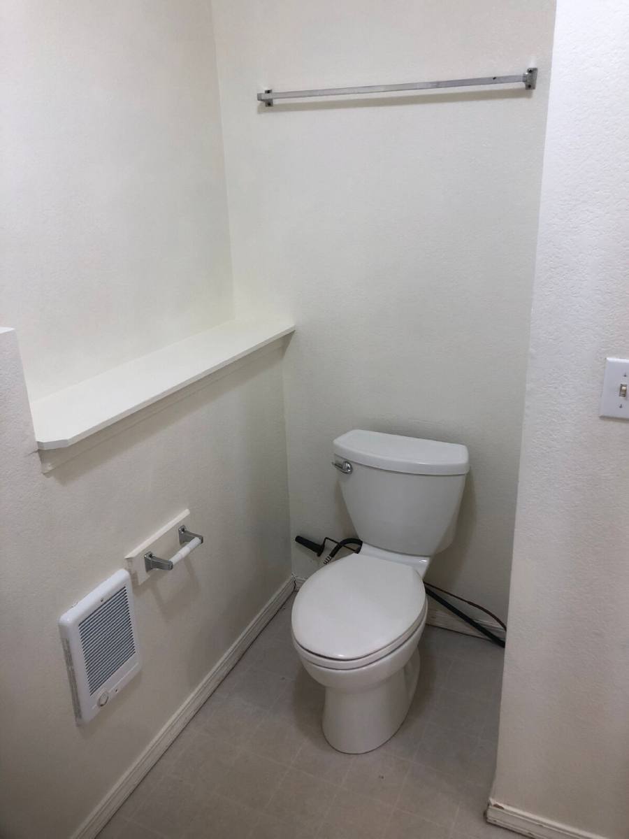 Apartment for rent at 700 NE Johnson St #17, Myrtle Creek, OR 97457