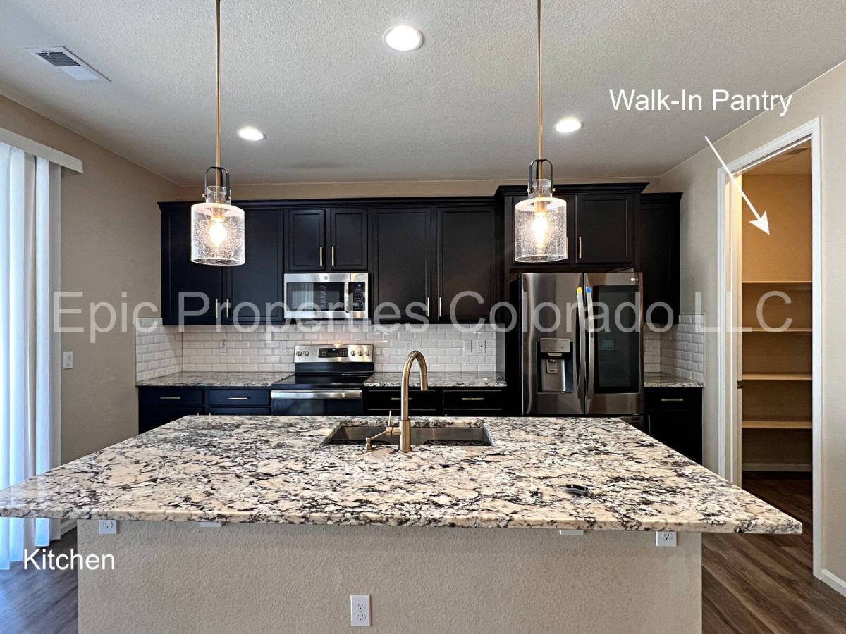 House for rent at 24231 E 40th Ave, Aurora, CO 80019