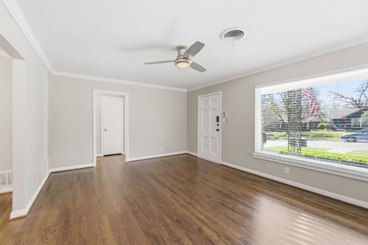 House for rent at 4108 Locke Ave, Fort Worth, TX 76107