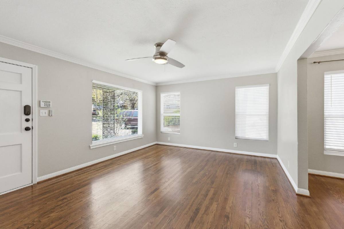 House for rent at 4108 Locke Ave, Fort Worth, TX 76107