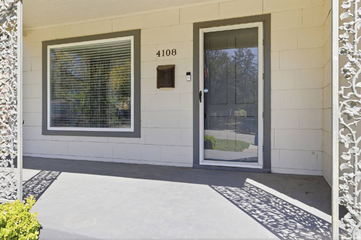 House for rent at 4108 Locke Ave, Fort Worth, TX 76107