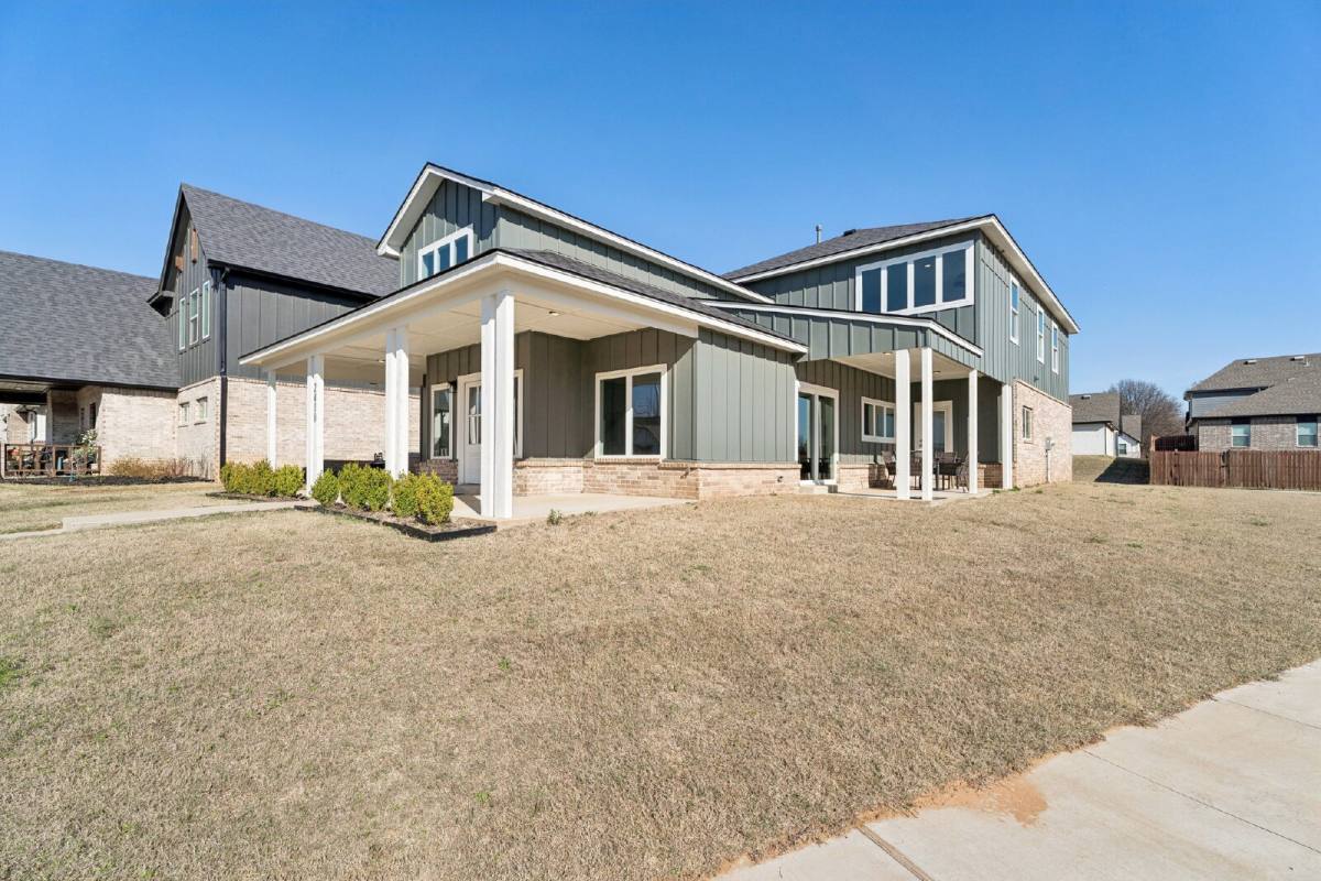 House for rent at 2410 W Charleston St, Broken Arrow, OK 74011