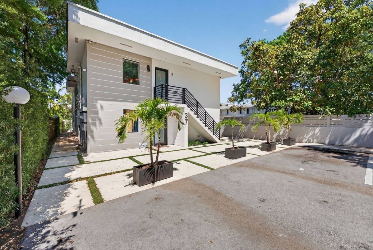 Apartment for rent at 37 NW 59th St #4, Miami, FL 33127