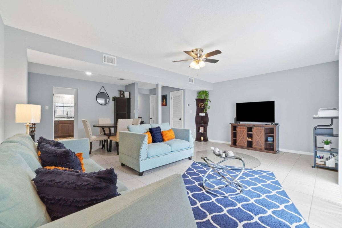 Townhouse for rent at 216 Cloverdale Blvd #C, Fort Walton Beach, FL 32547