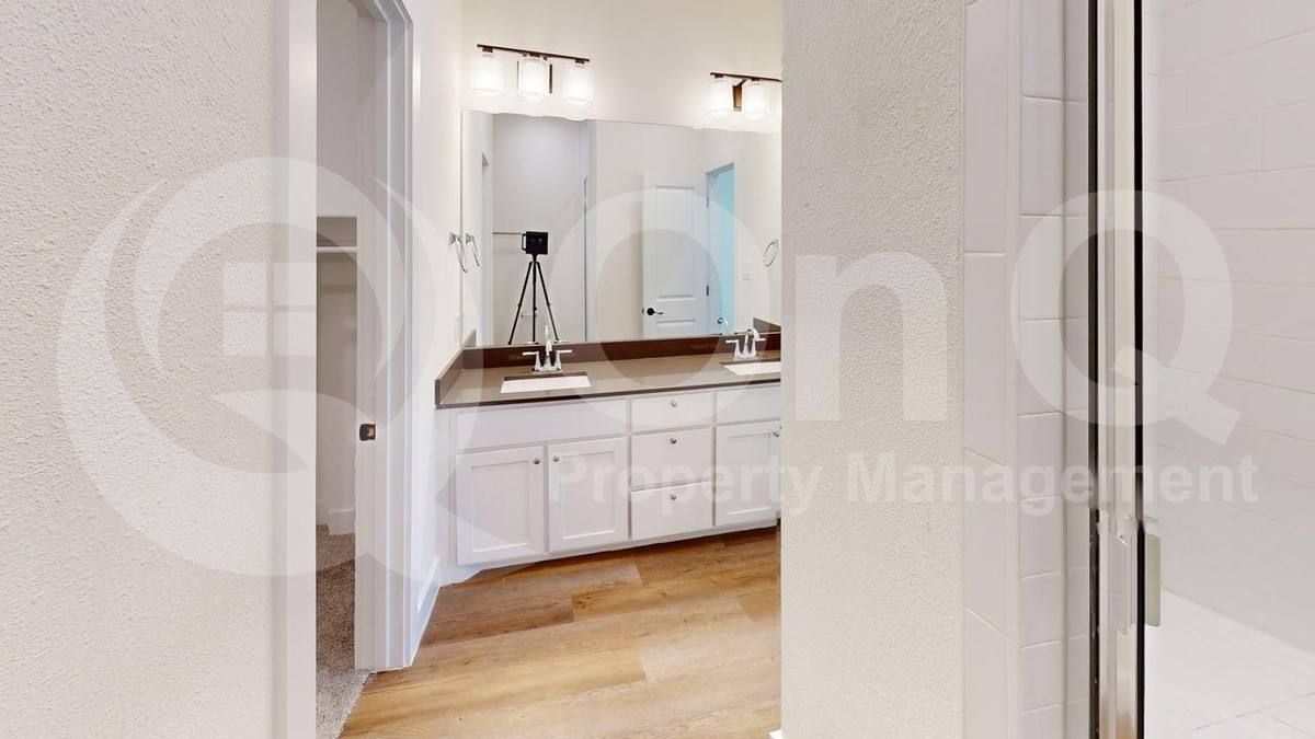 Townhouse for rent at 353 Buck Ridge Dr, Little Elm, TX 75068
