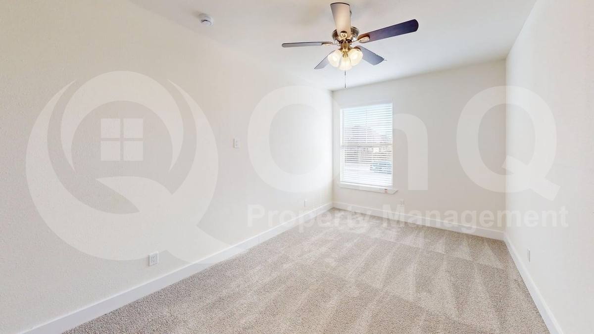 Townhouse for rent at 353 Buck Ridge Dr, Little Elm, TX 75068