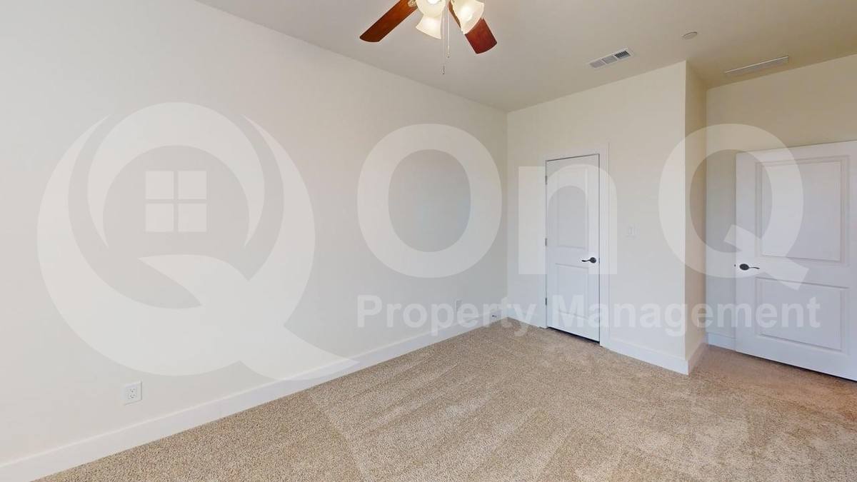 Townhouse for rent at 353 Buck Ridge Dr, Little Elm, TX 75068