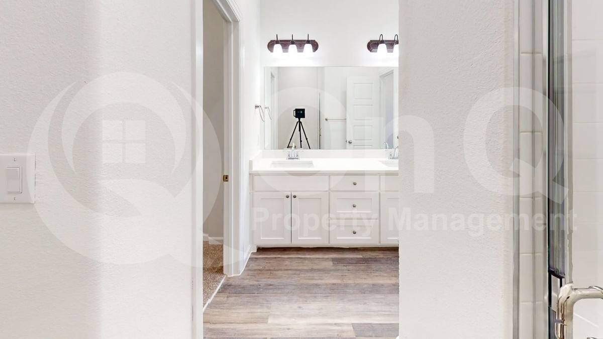 Townhouse for rent at 285 Buck Ridge Dr, Little Elm, TX 75068