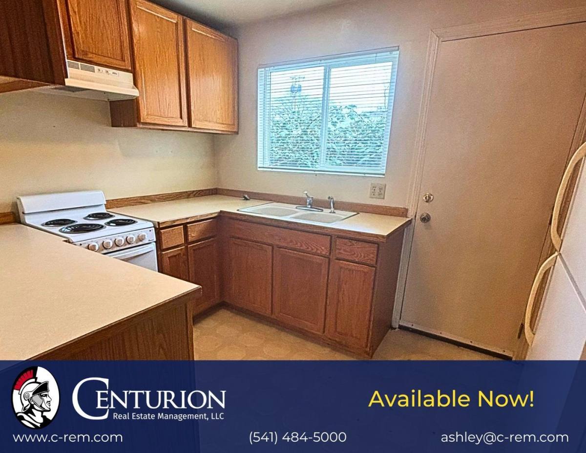Apartment for rent at 462 W 11th Alley #5, Eugene, OR 97401