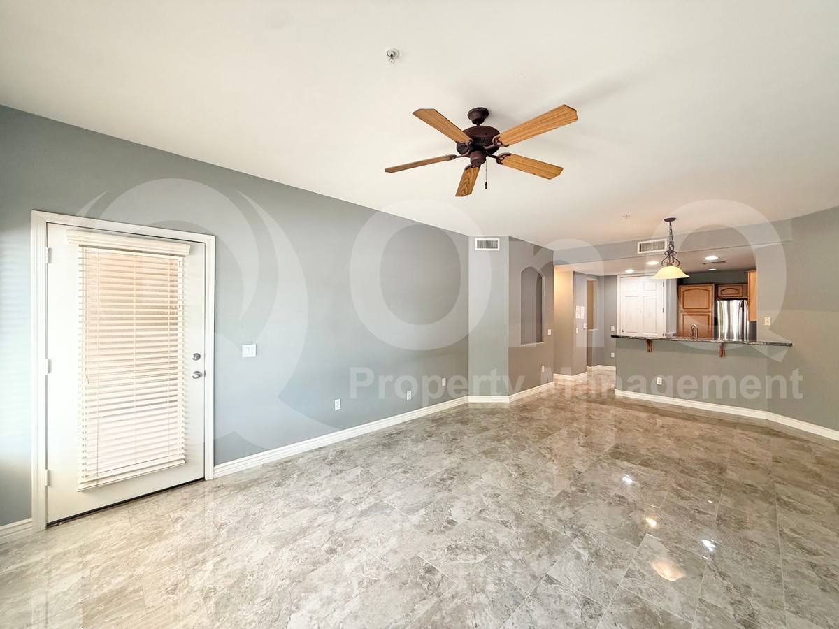 Apartment for rent at 5450 E Deer Valley Dr #1006, Phoenix, AZ 85054