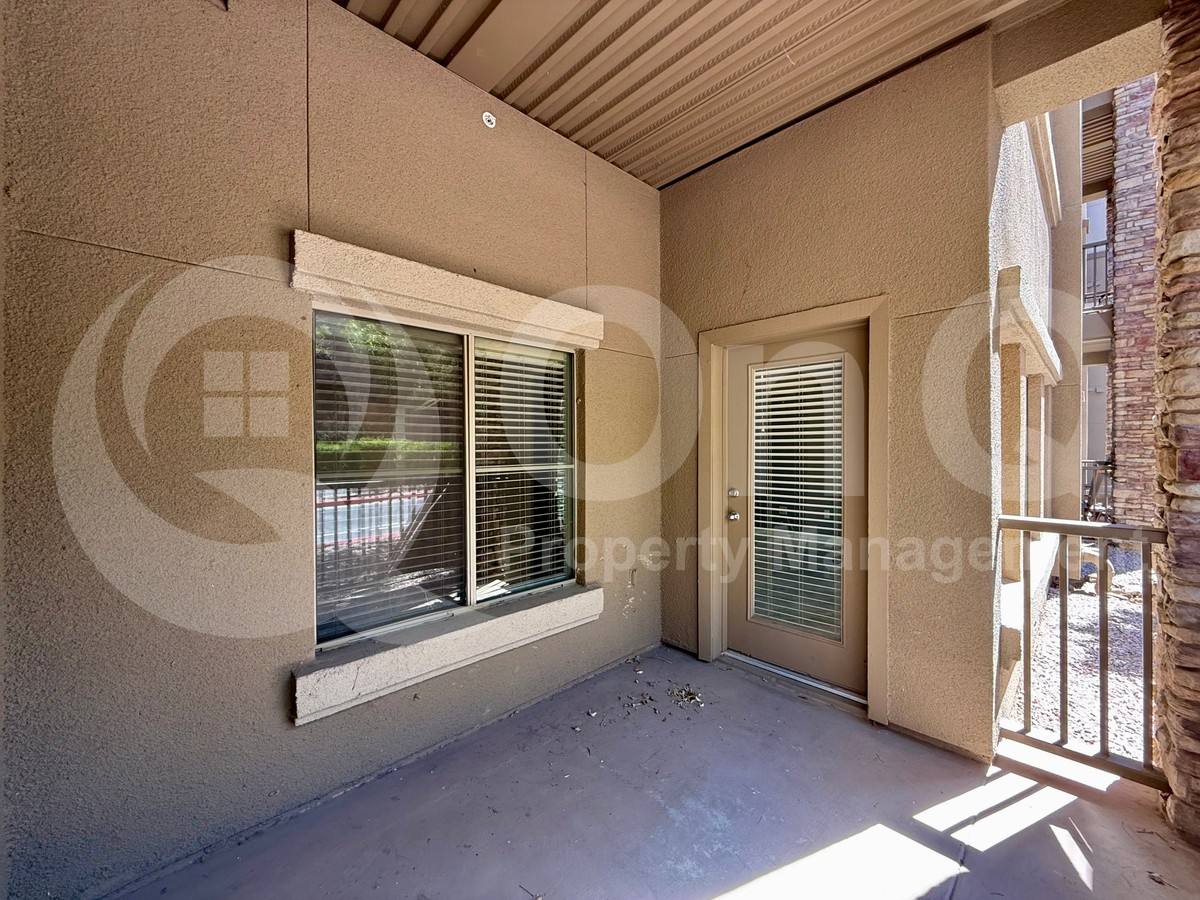 Apartment for rent at 5450 E Deer Valley Dr #1006, Phoenix, AZ 85054