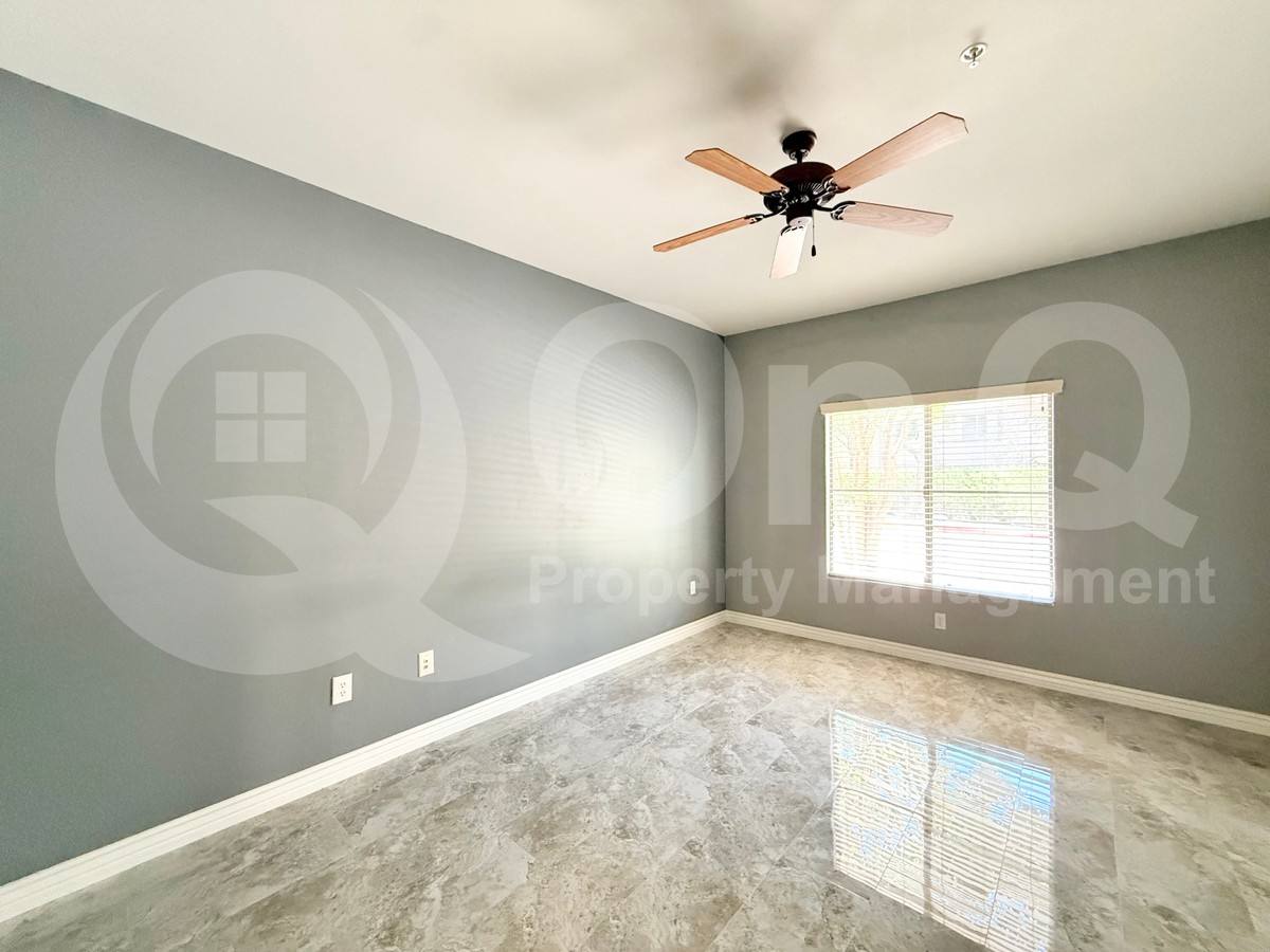 Apartment for rent at 5450 E Deer Valley Dr #1006, Phoenix, AZ 85054