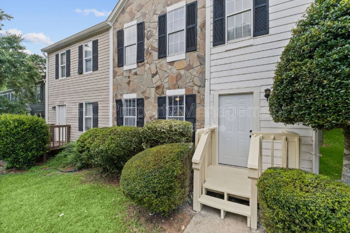 House for rent at 3510 Ashley Station Dr SW, Marietta, GA 30008