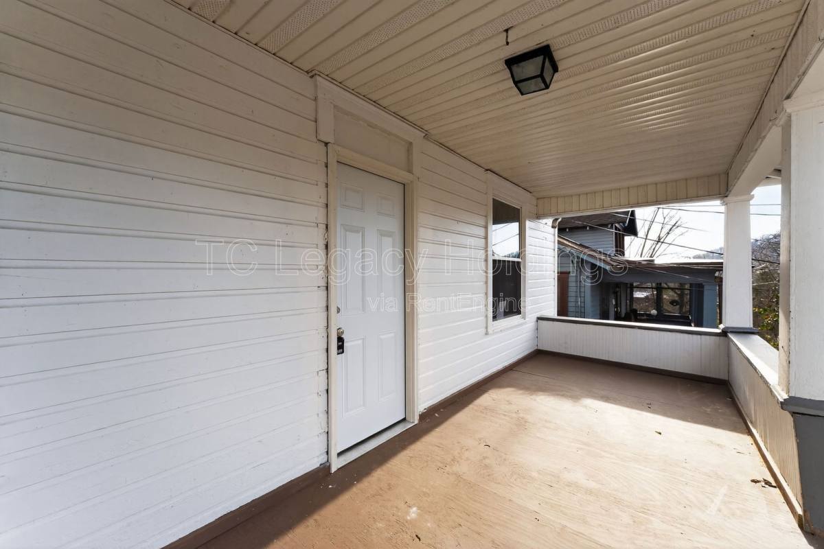 House for rent at 604 Hart St, Clarksburg, WV 26301