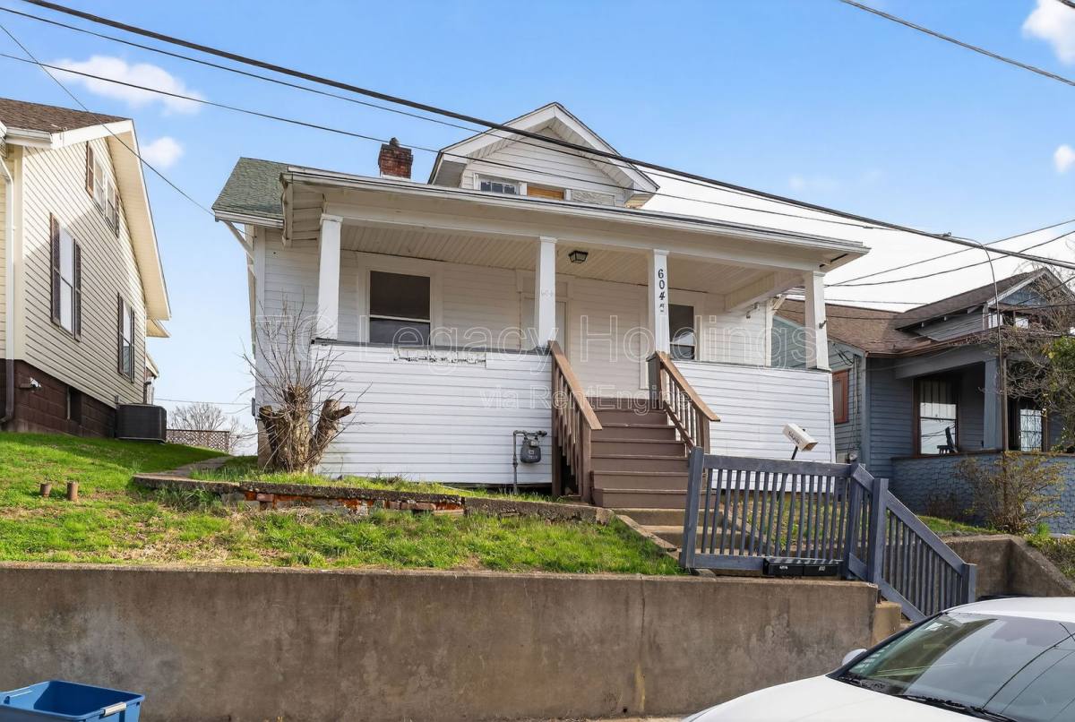 House for rent at 604 Hart St, Clarksburg, WV 26301