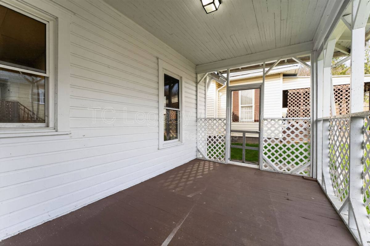 House for rent at 604 Hart St, Clarksburg, WV 26301