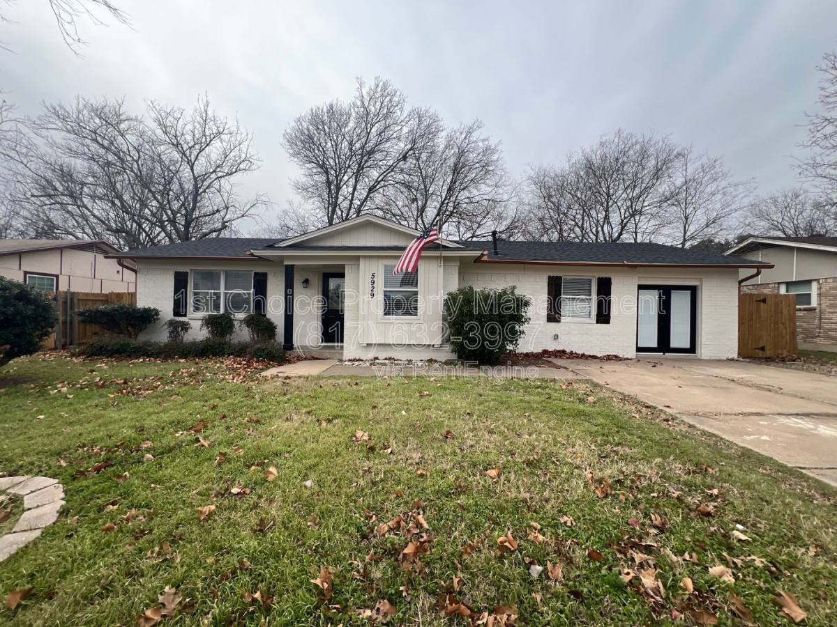 House for rent at 5929 Gayle Dr, Fort Worth, TX 76148