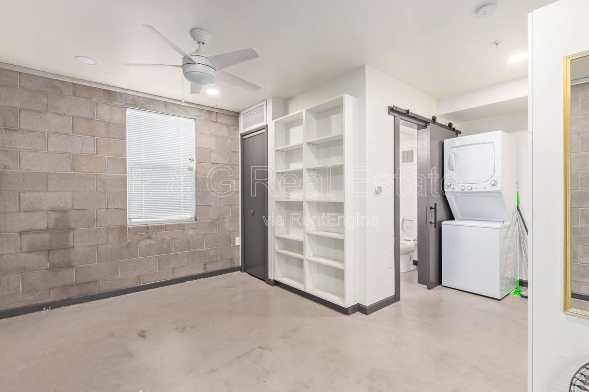 Apartment for rent at 129 N 11th Ave #1B, Phoenix, AZ 85007