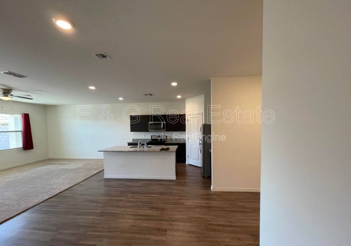 House for rent at 19577 W Palo Verde Dr, Litchfield Park, AZ 85340