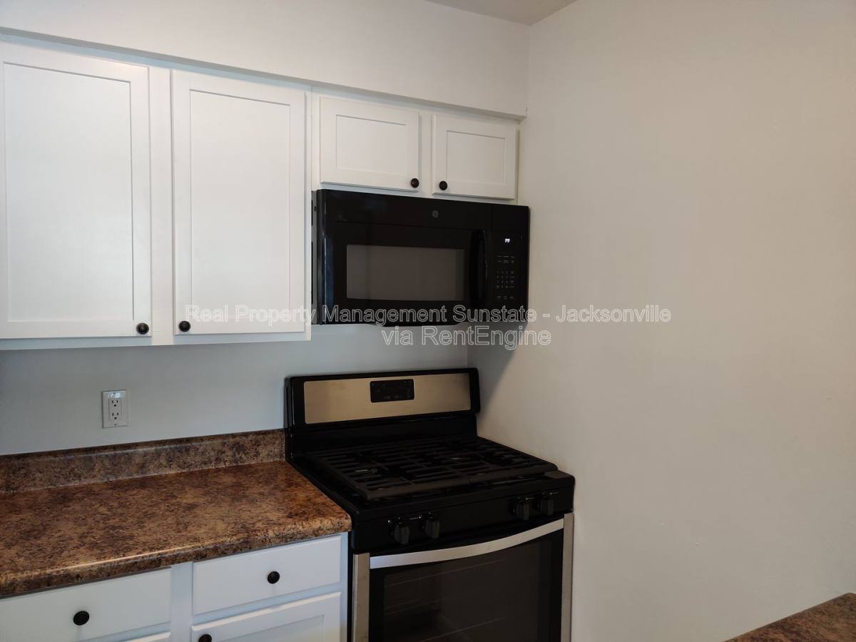 Apartment for rent at 1010 Bronson St #3, Palatka, FL 32177