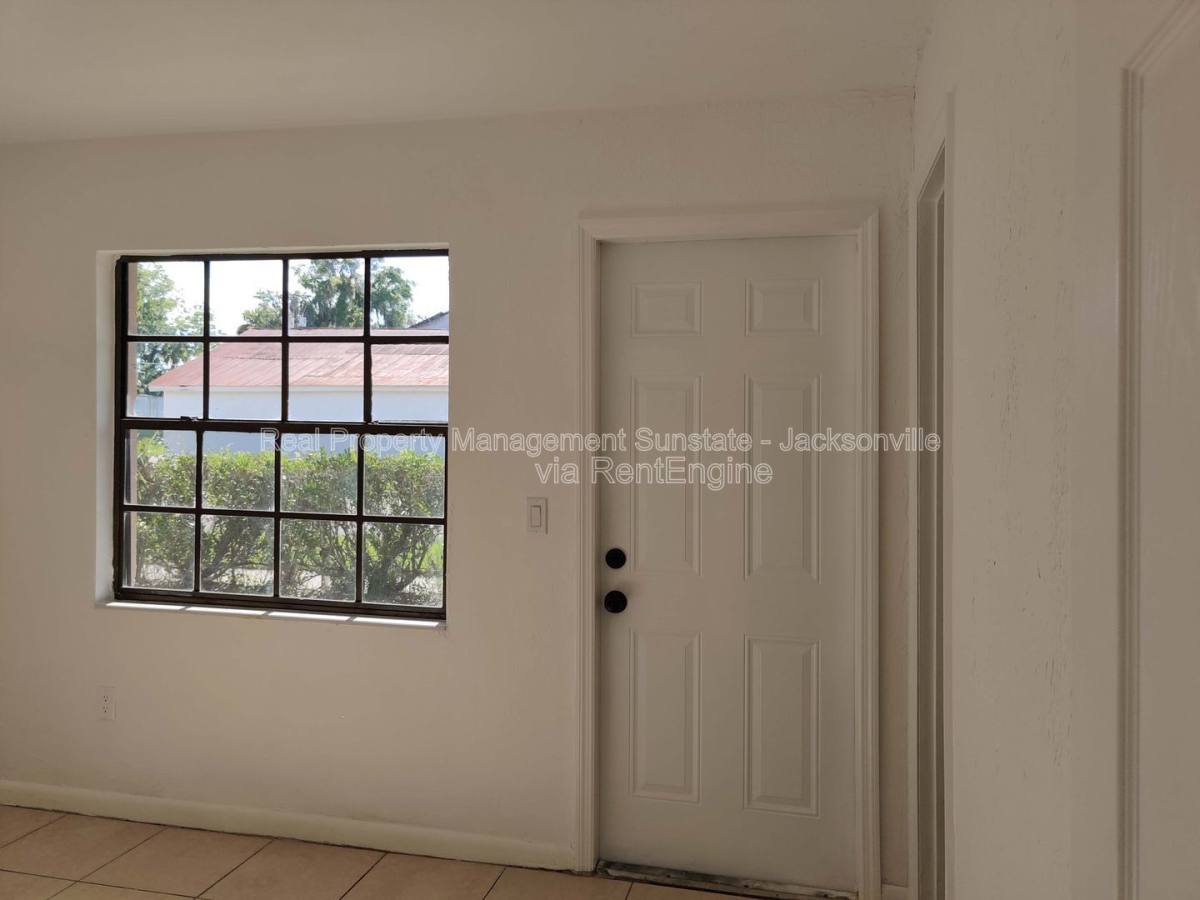 Apartment for rent at 1010 Bronson St #3, Palatka, FL 32177