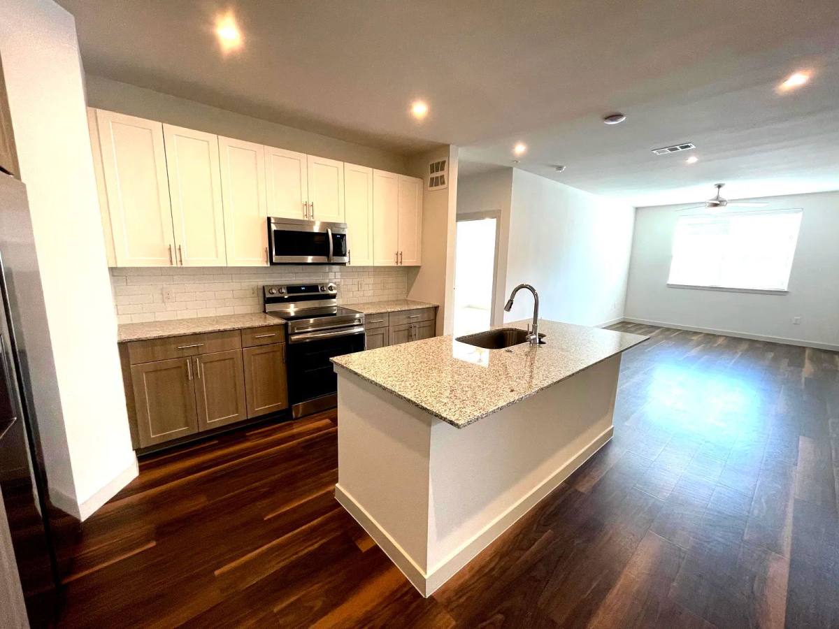 Apartment for rent at 2911 Central Expressway #2-223, Melissa, TX 75454