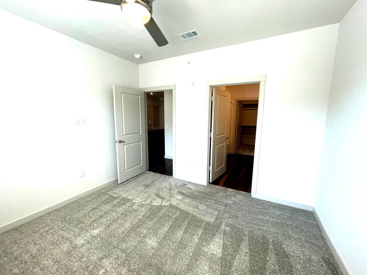 Apartment for rent at 2911 Central Expressway #2-223, Melissa, TX 75454