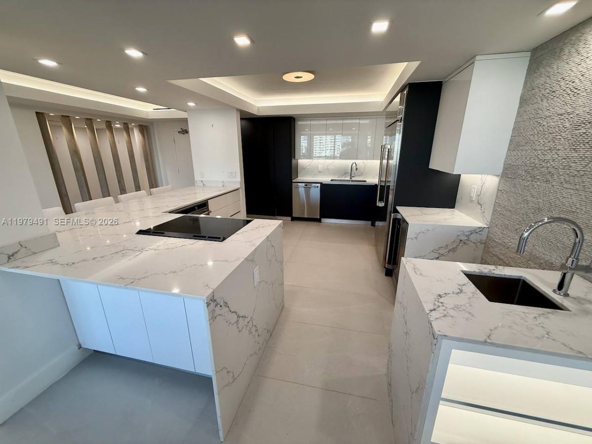 Apartment for rent at 900 Bay Dr #524, Miami Beach, FL 33141