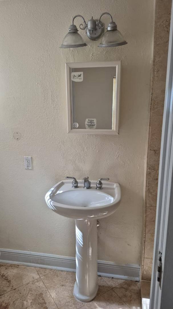 Apartment for rent at 707 6th Ave S #3202, Lake Worth Beach, FL 33460