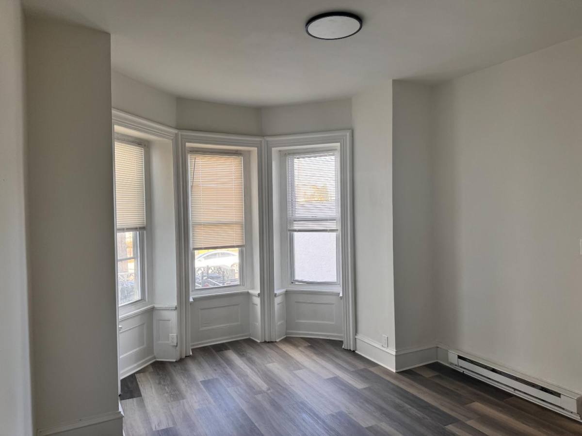 Apartment for rent at 103 W Maplewood Ave #1, Philadelphia, PA 19144