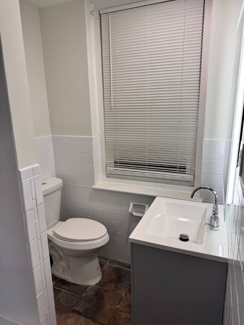 Apartment for rent at 103 W Maplewood Ave #1, Philadelphia, PA 19144