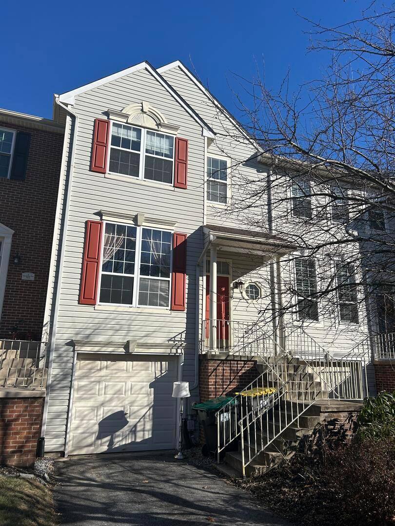 Townhouse for rent at 892 N Waterford Lane #892 N- Lan, Wilmington, DE 19808