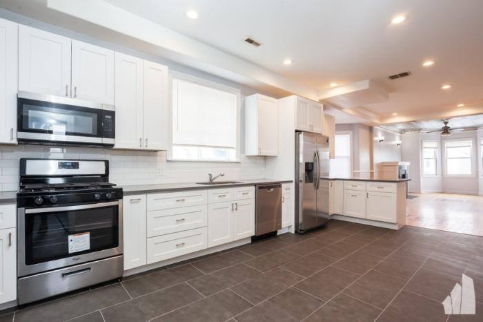 Apartment for rent at 1943 N Lawndale Ave #2, Chicago, IL 60647