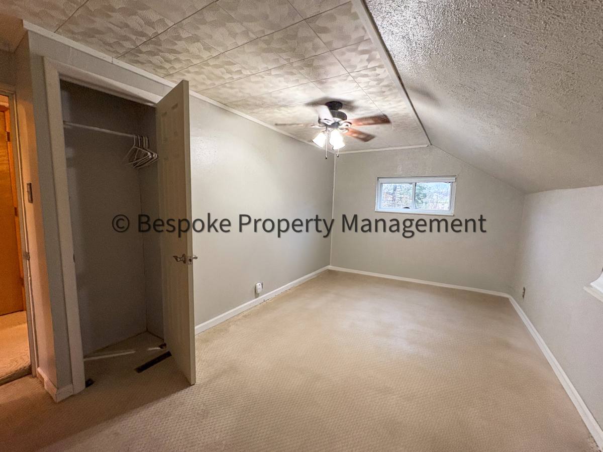 House for rent at 1205 Lowell St, Fairmont, WV 26554