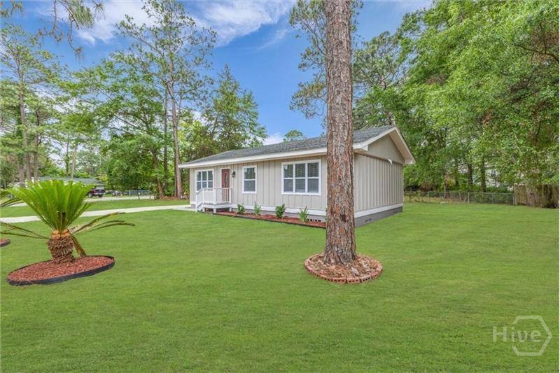 House for rent at 131 Pointe S Dr, Hinesville, GA 31313