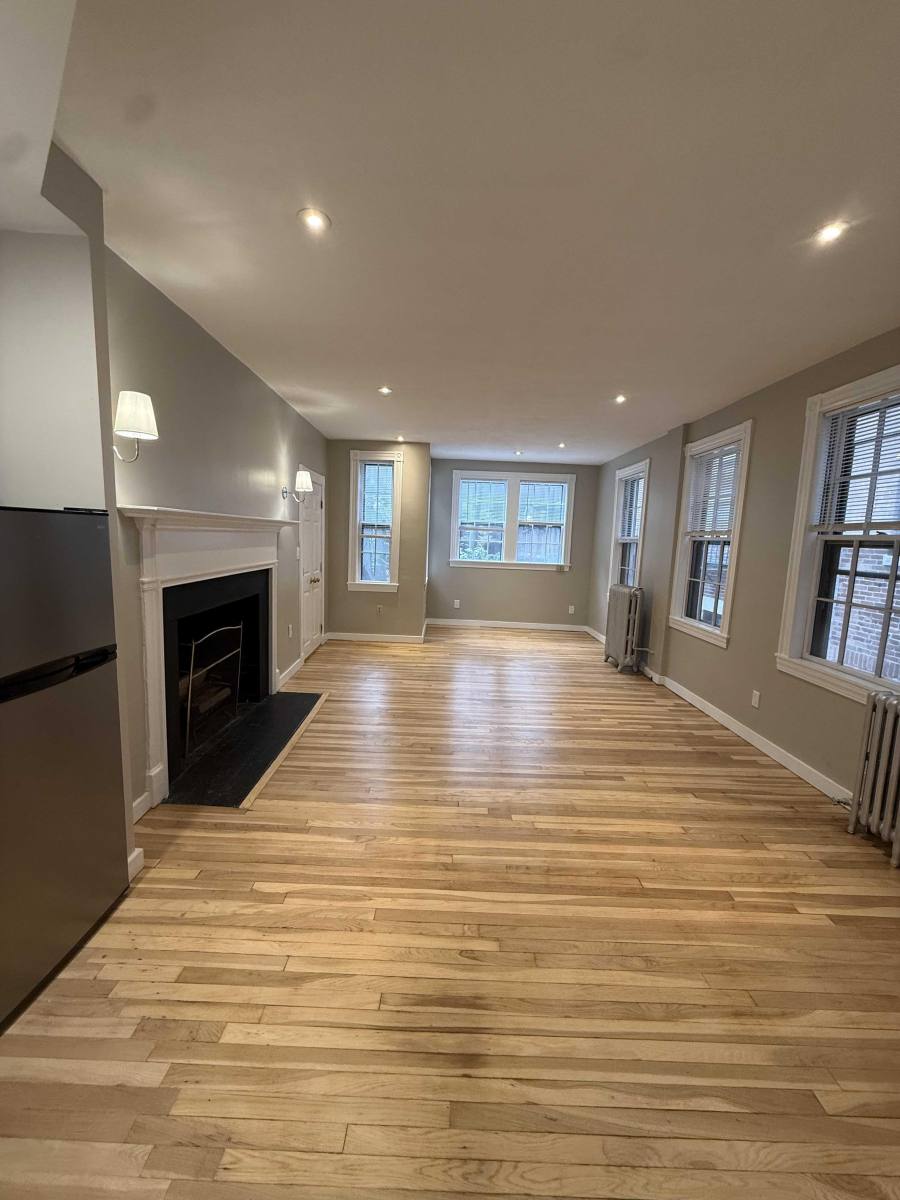 Apartment for rent at 82 Phillips St, Boston, MA 02114