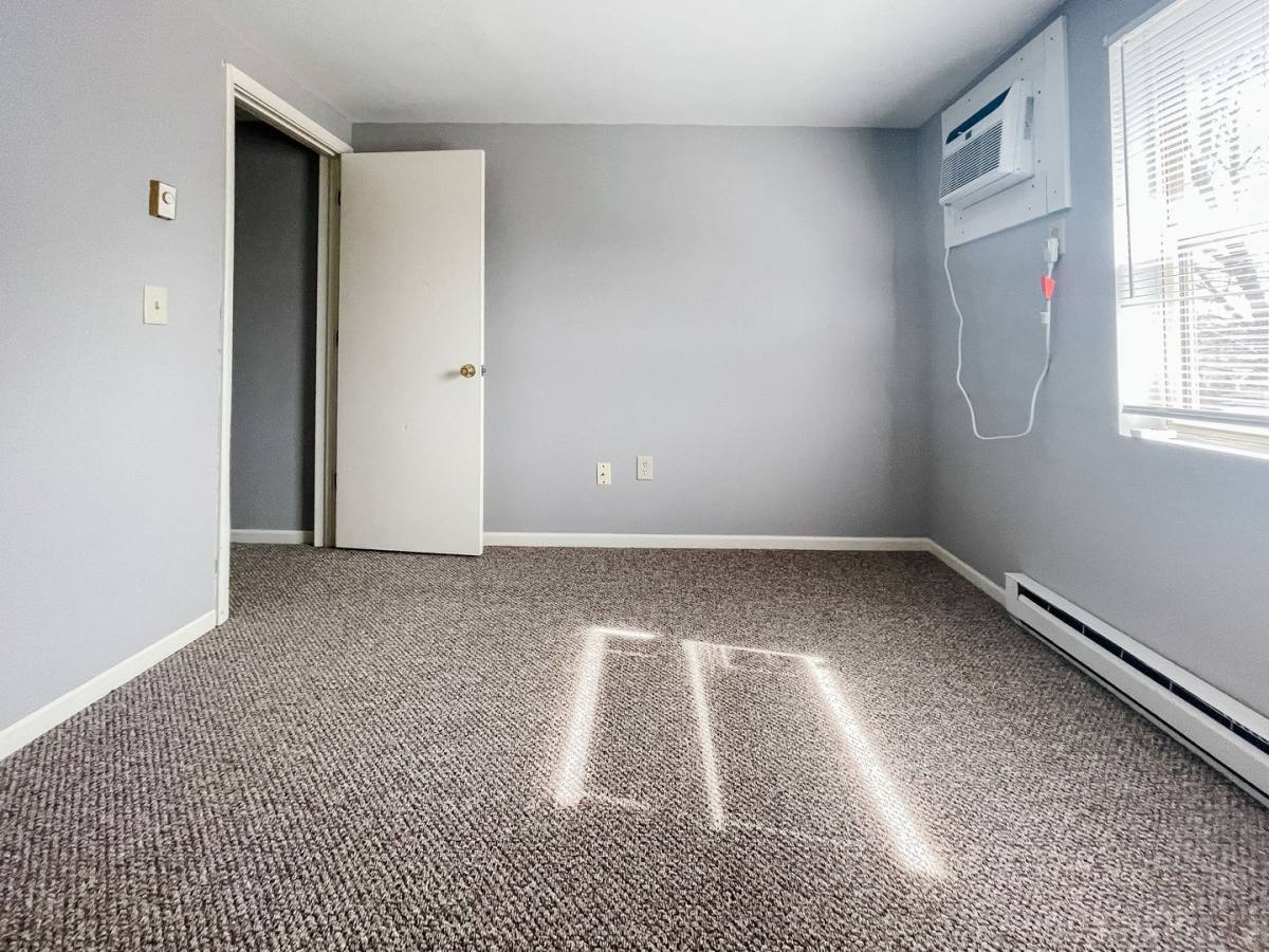 Apartment for rent at 408 S Walnut St, Crawfordsville, IN 47933